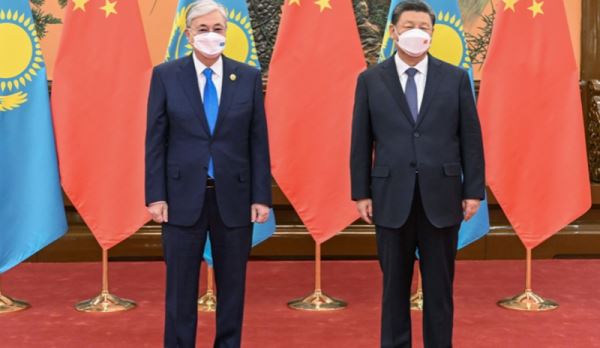 Лидеры Китая и Казахстана встретились в Пекине