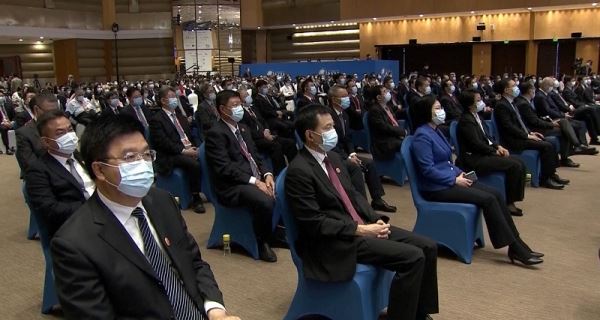 Председатель КНР Си Цзиньпин выступил на международном форуме в Боао с программной речью