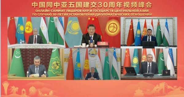 Си Цзиньпин выступил с речью «Вместе ради общего будущего»
