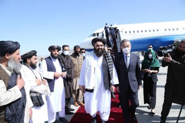 Ван И прибыл с визитом в Кабул