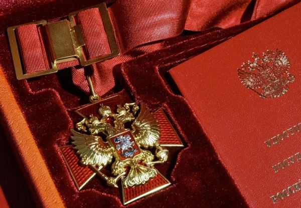 Владимир Путин наградил послов России в Китае, Таджикистане и Монголии