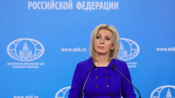 Захарова удивилась вмешательством Шольца, Кошты и Санчеса в выборы во Франции